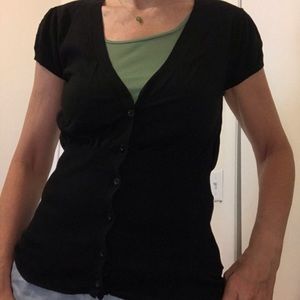 Beautiful top, knit cardigan, short sleeve